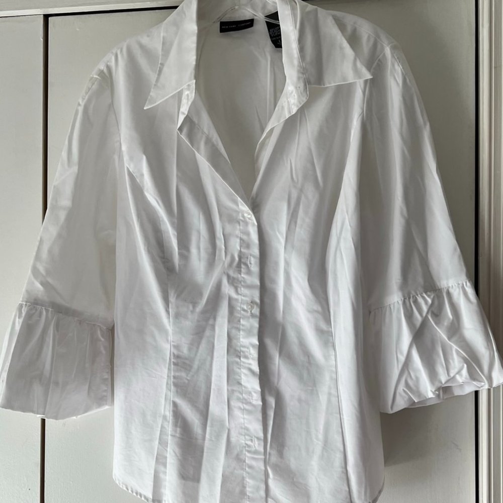 NWOT! New York & Company Button Down White Blouse - Lantern Sleeves, Size Large
